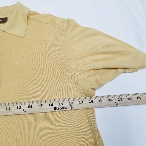 Finn mens 100% silk Medium pullover yellow Henley polo top has pilling or pulls - Picture 2 of 8